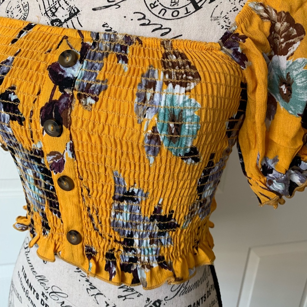 Windsor Mustard Crop Top - Picture 2 of 6